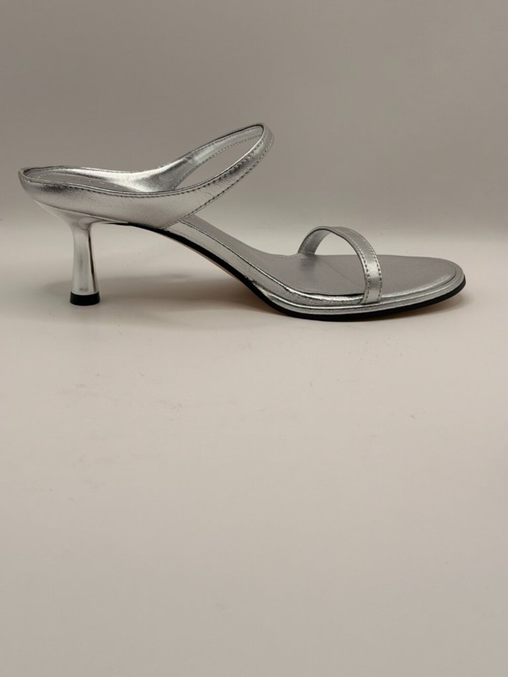 Marc Fisher LTD. Women's Alonde Silver Leather Strap Heel Slide Sandals Sz 7 M - Picture 7 of 9